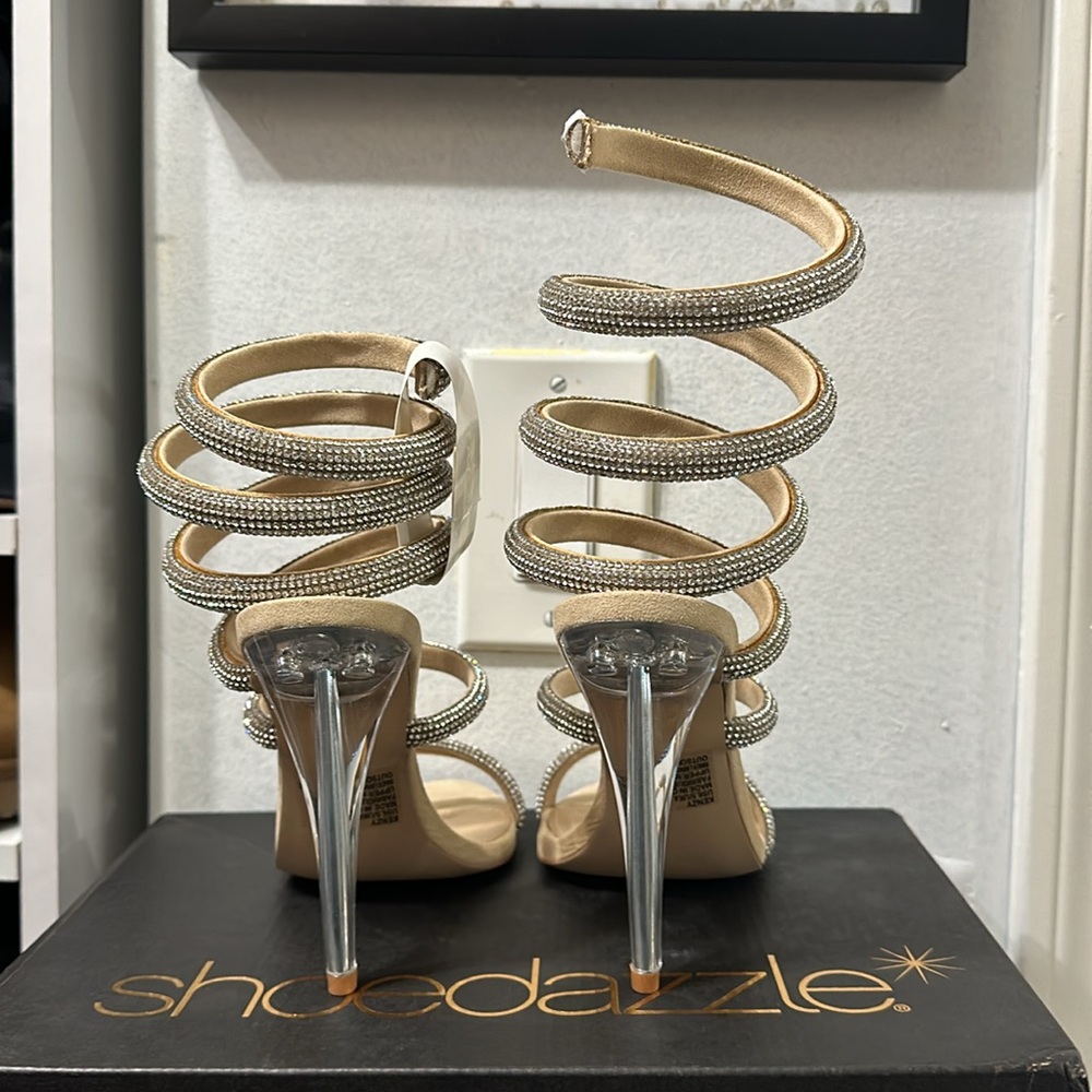 heels - Picture 4 of 5